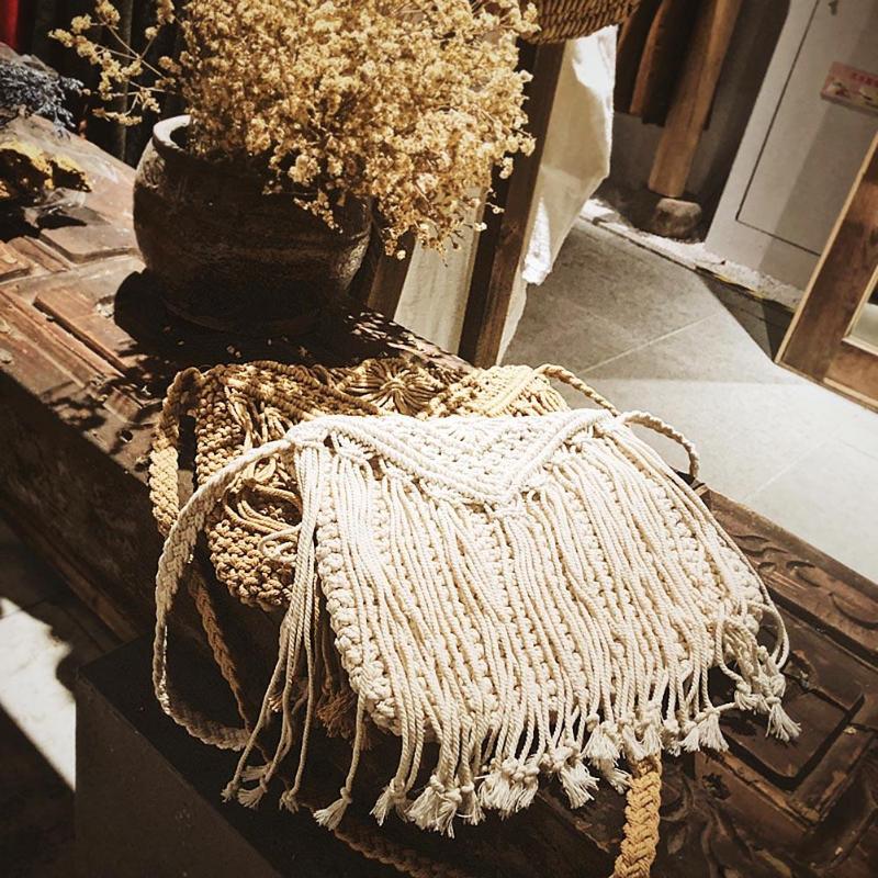 Fringe Datail Woven Rattan Handbag