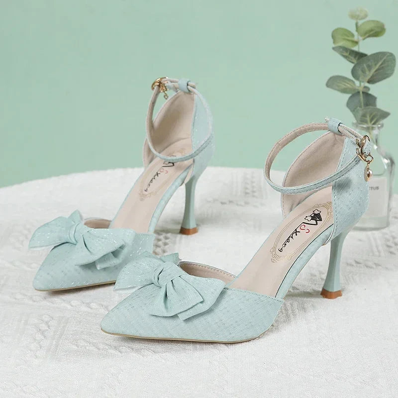 Summer New Slim Shoes One Line Buckle Pointed Highs Fashion Bow Shoes Low Heel Pumps