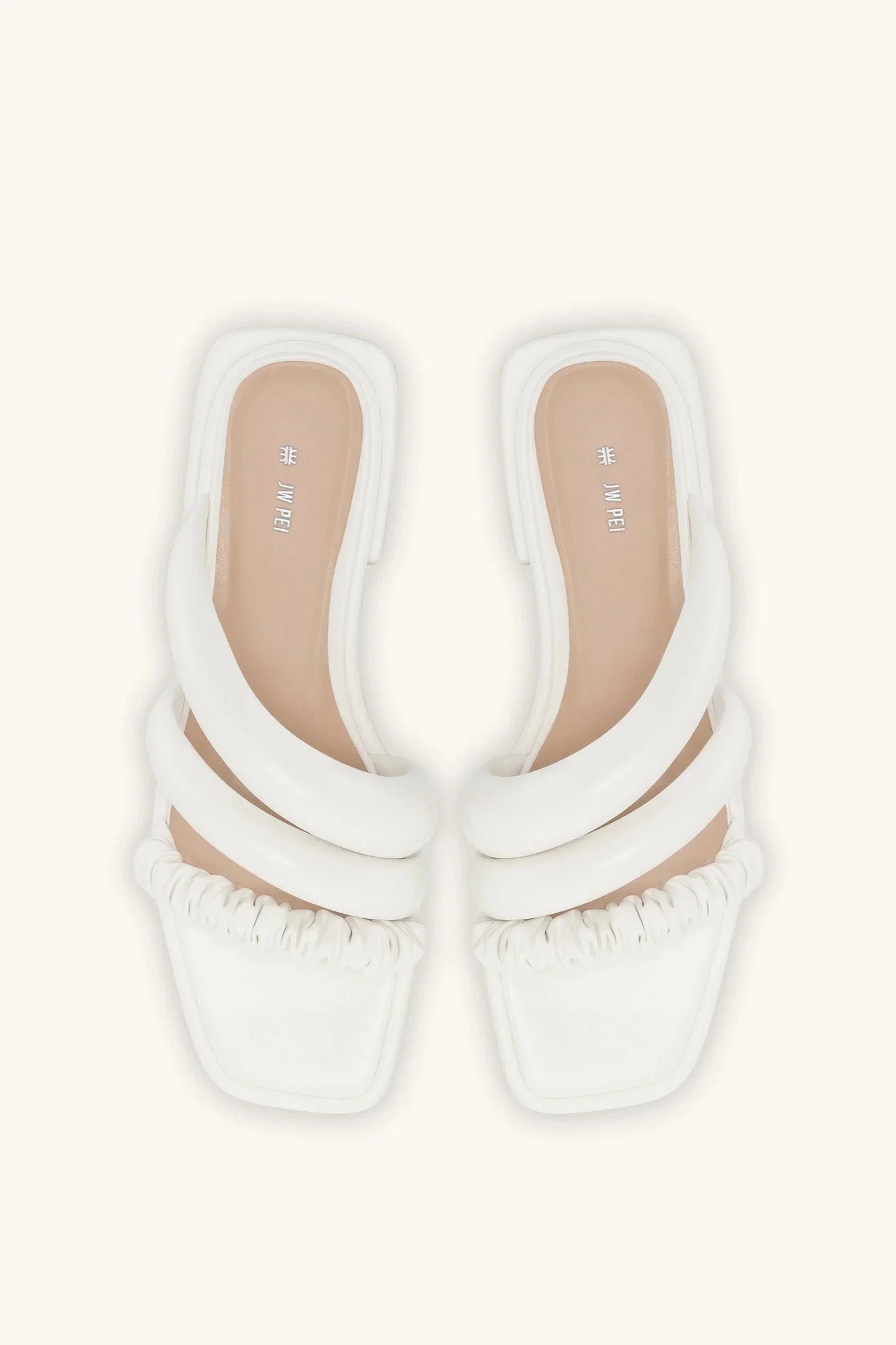 Evee Flats