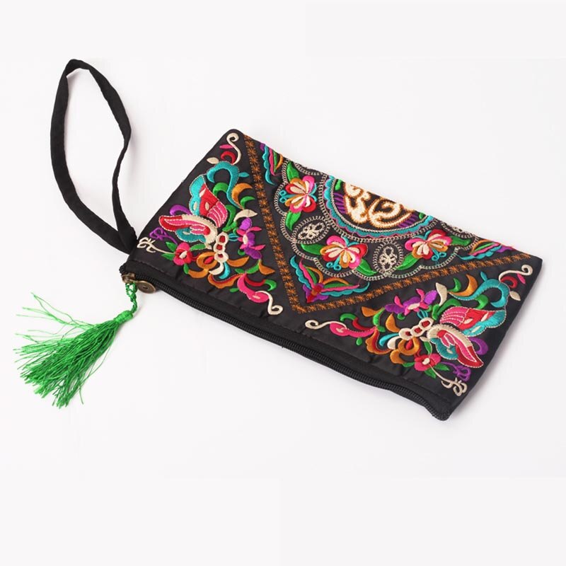 Retro Ethnic Embroidery Clutch