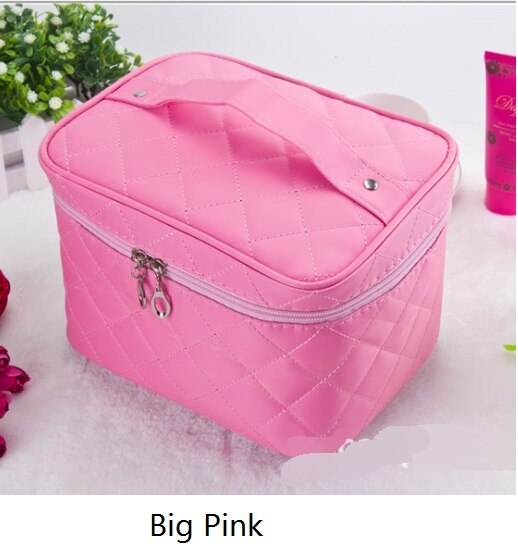 Quilted Design Large Capacity Cosmetic Bag