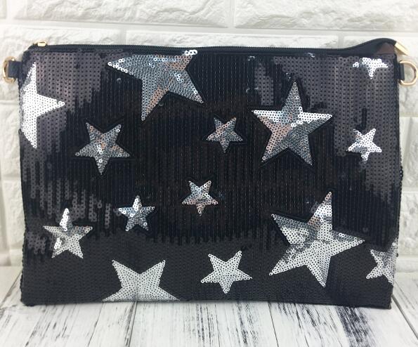 Star Pattern Sequined Clutch