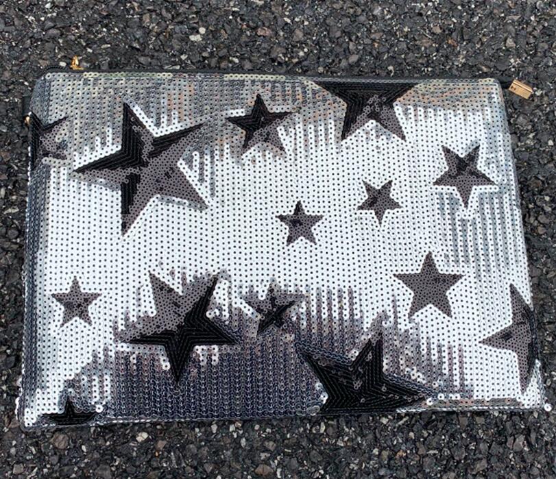 Star Pattern Sequined Clutch