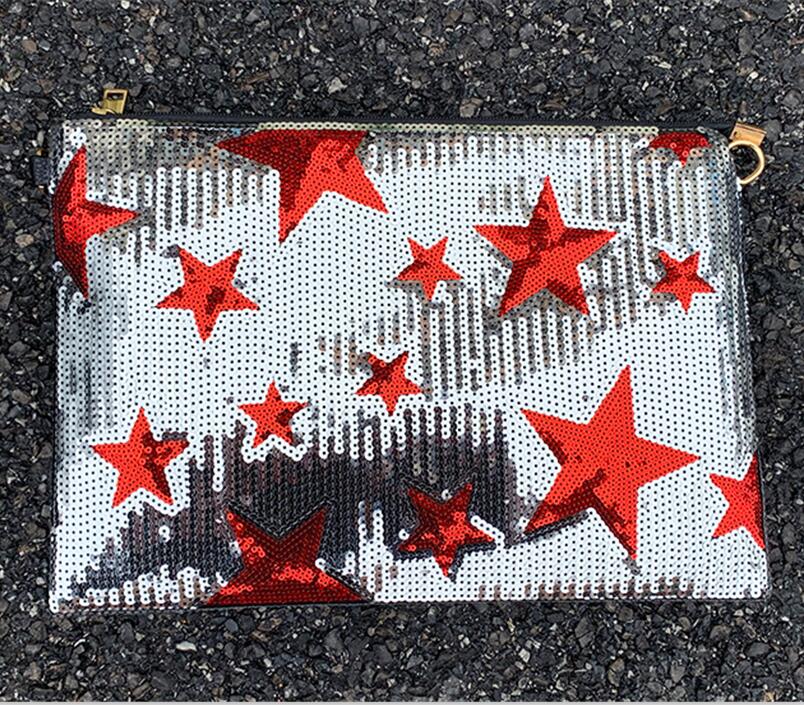 Star Pattern Sequined Clutch