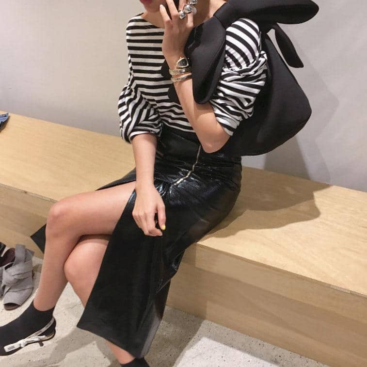 Elegant Bow Shaped Clutch