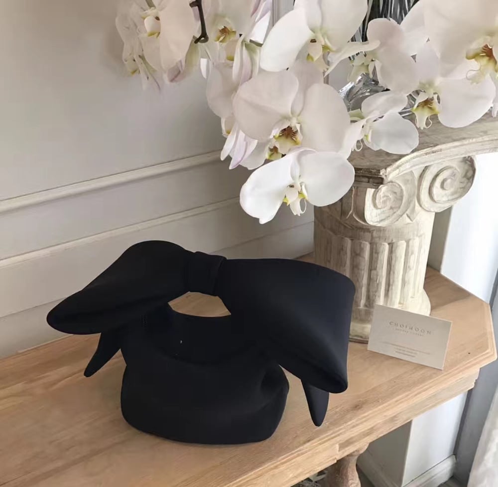 Elegant Bow Shaped Clutch