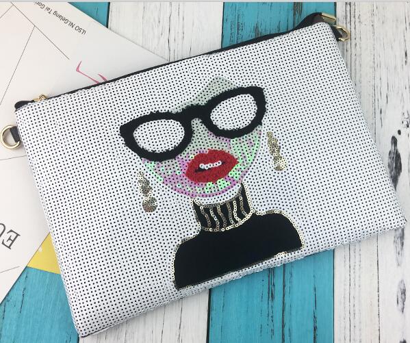 Fashion Victim Design Sequined Clutch