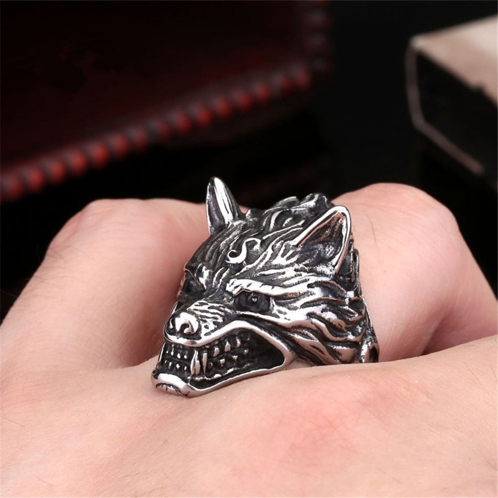 Barking Wolf Head Ring