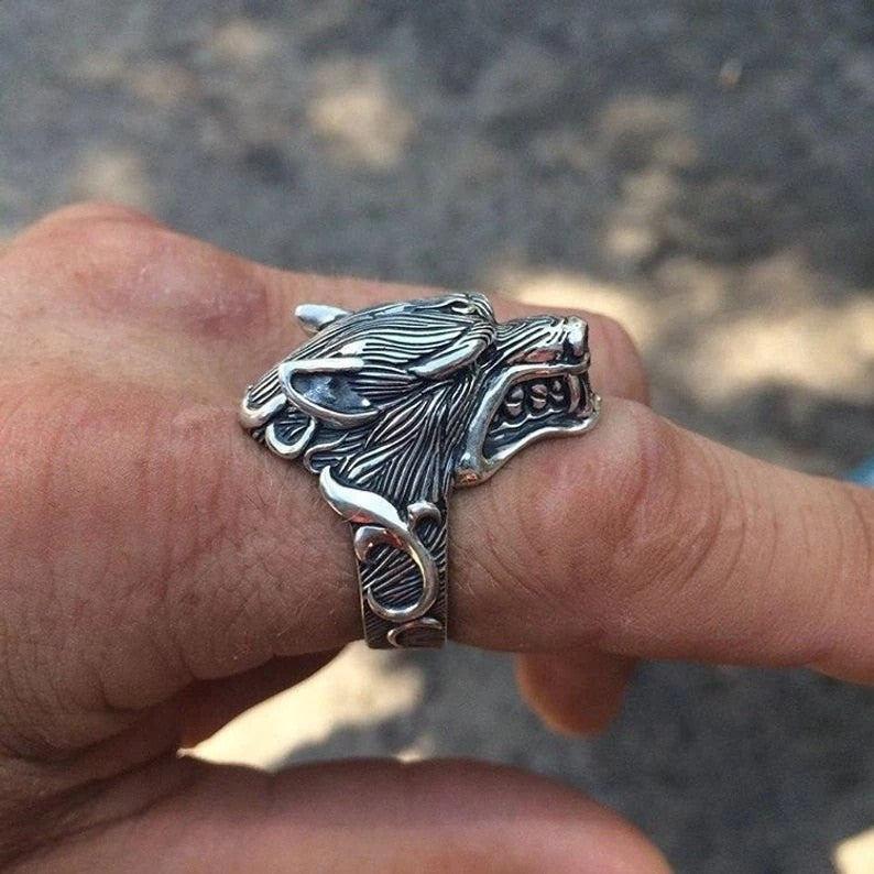 Barking Wolf Head Ring