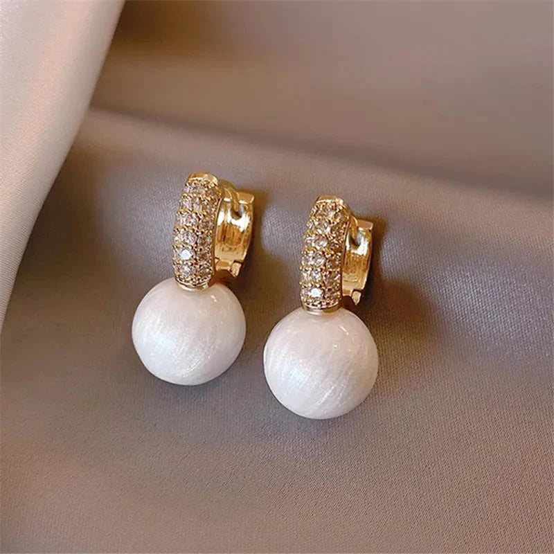 Elegant Marble Ball Drop Earrings - Green or Pearl