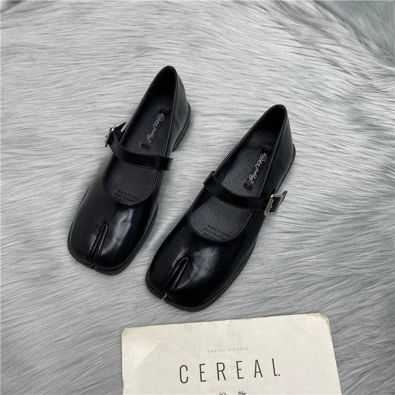 Sabitha Slipt Toe Mary Jane Ballet Flats