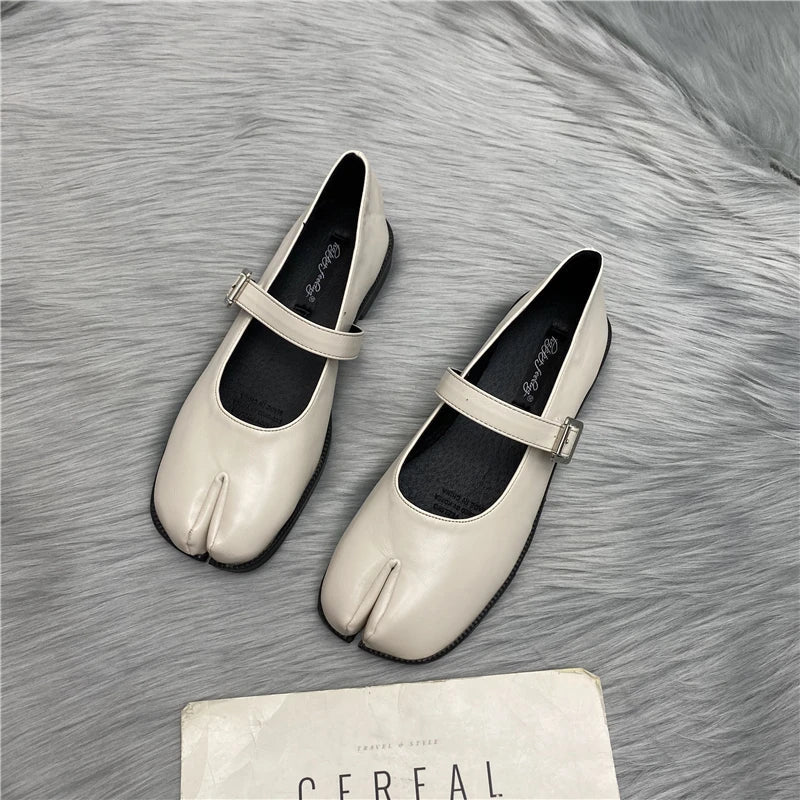 Sabitha Slipt Toe Mary Jane Ballet Flats