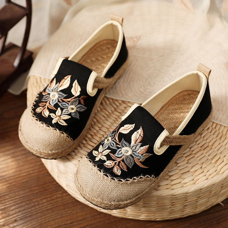 Johanna Vintage Floral Embroidery Moccasin Loafers