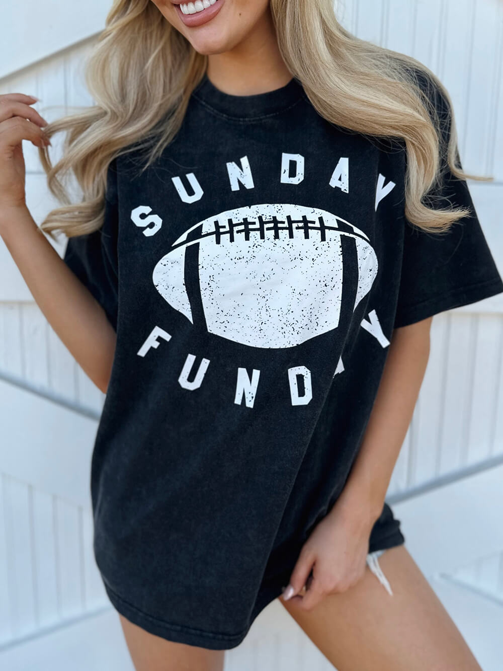 Mineral-Wash “Sunday Fundayâ€?Graphic Tee