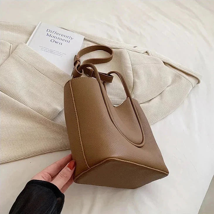 Minimalist U Bucket Bags - 4 Colors