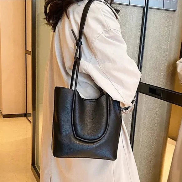Minimalist U Bucket Bags - 4 Colors