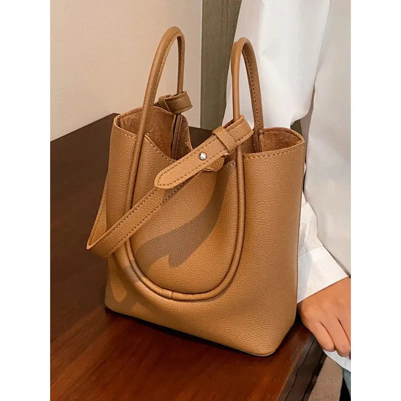 Minimalist U Bucket Bags - 4 Colors