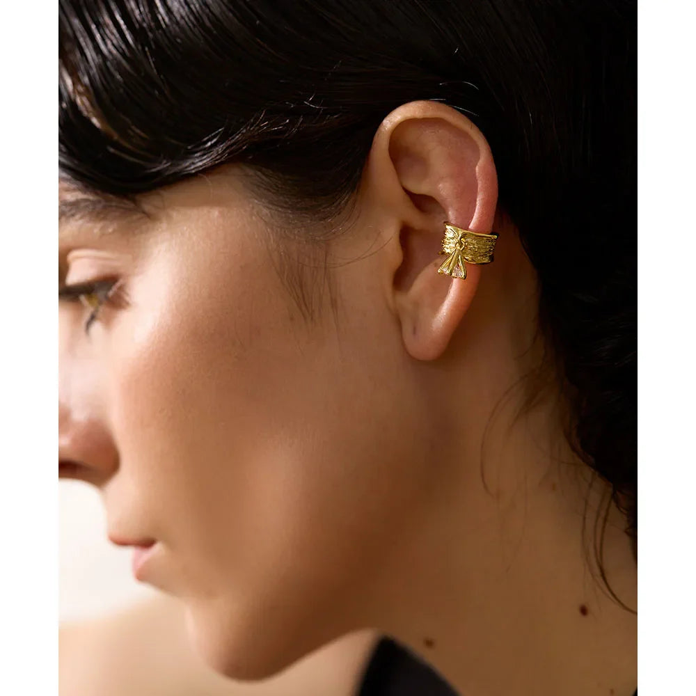 Luxury Cubic Zirconia Pendant Ear Clip
