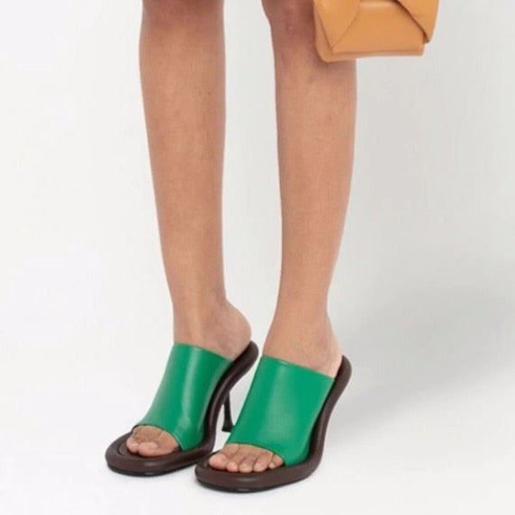 Yareli Color Contrast Pipe Edge Mule Sandals