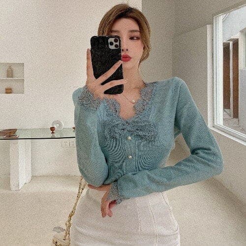 Vintage Knitted Shirts Ladies Casual V-Neck Lace Slim Blouse and Tops Spring Korean Style Shirt Female Elegant