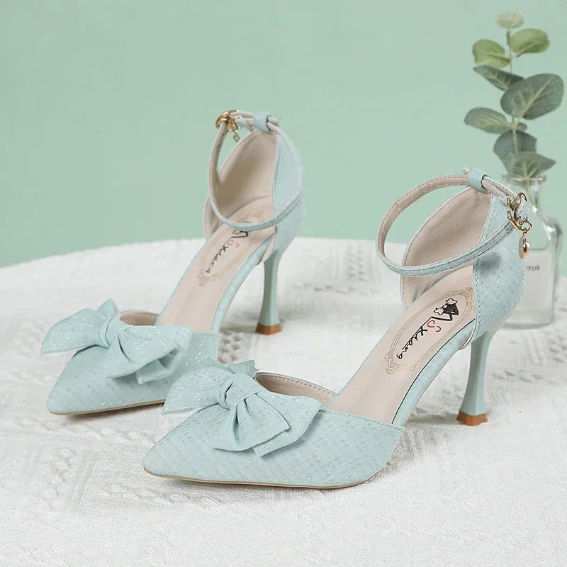 Summer New Slim Shoes One Line Buckle Pointed Highs Fashion Bow Shoes Low Heel Pumps