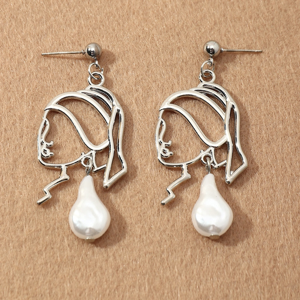 Girl With Pearl Earrings