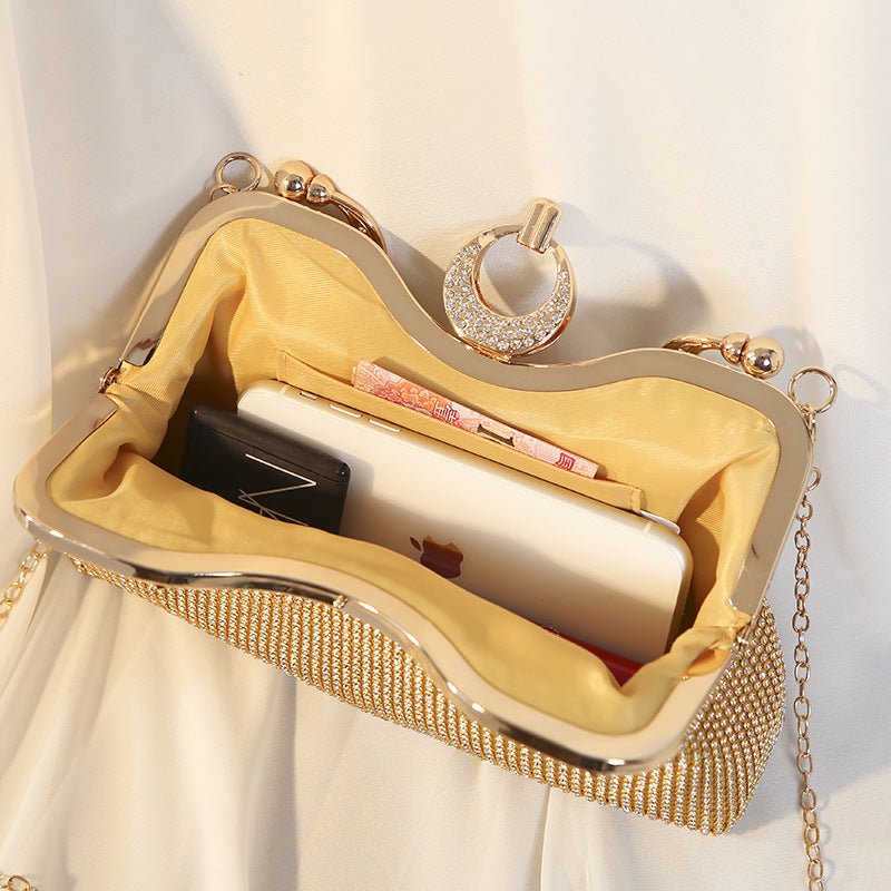 Exquisite Diamond-encrusted Evening Bag with Handle