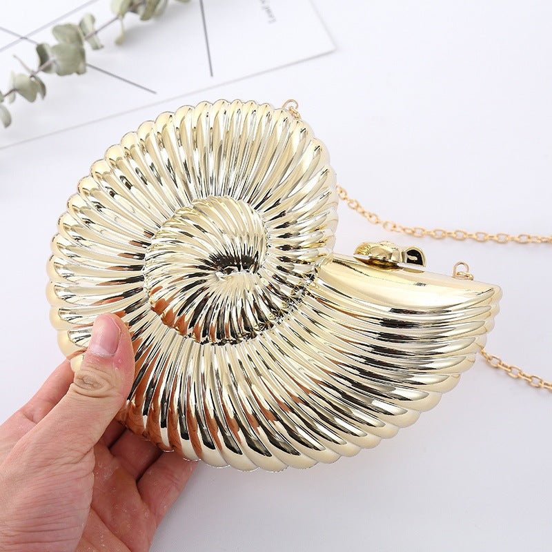 Unique Design Conch Acrylic Clutch Purse