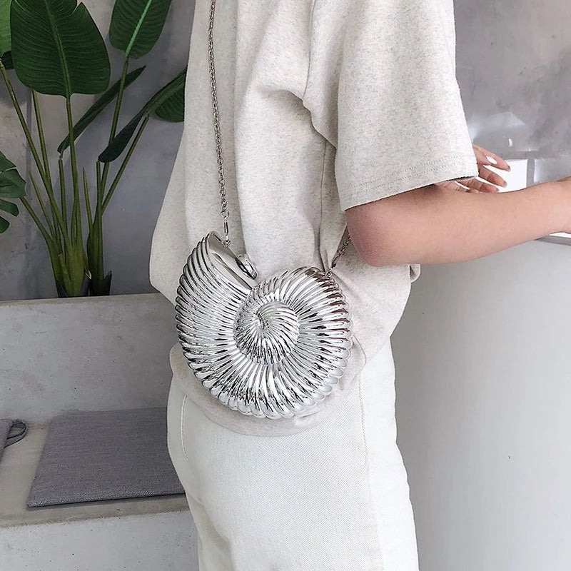 Unique Design Conch Acrylic Clutch Purse