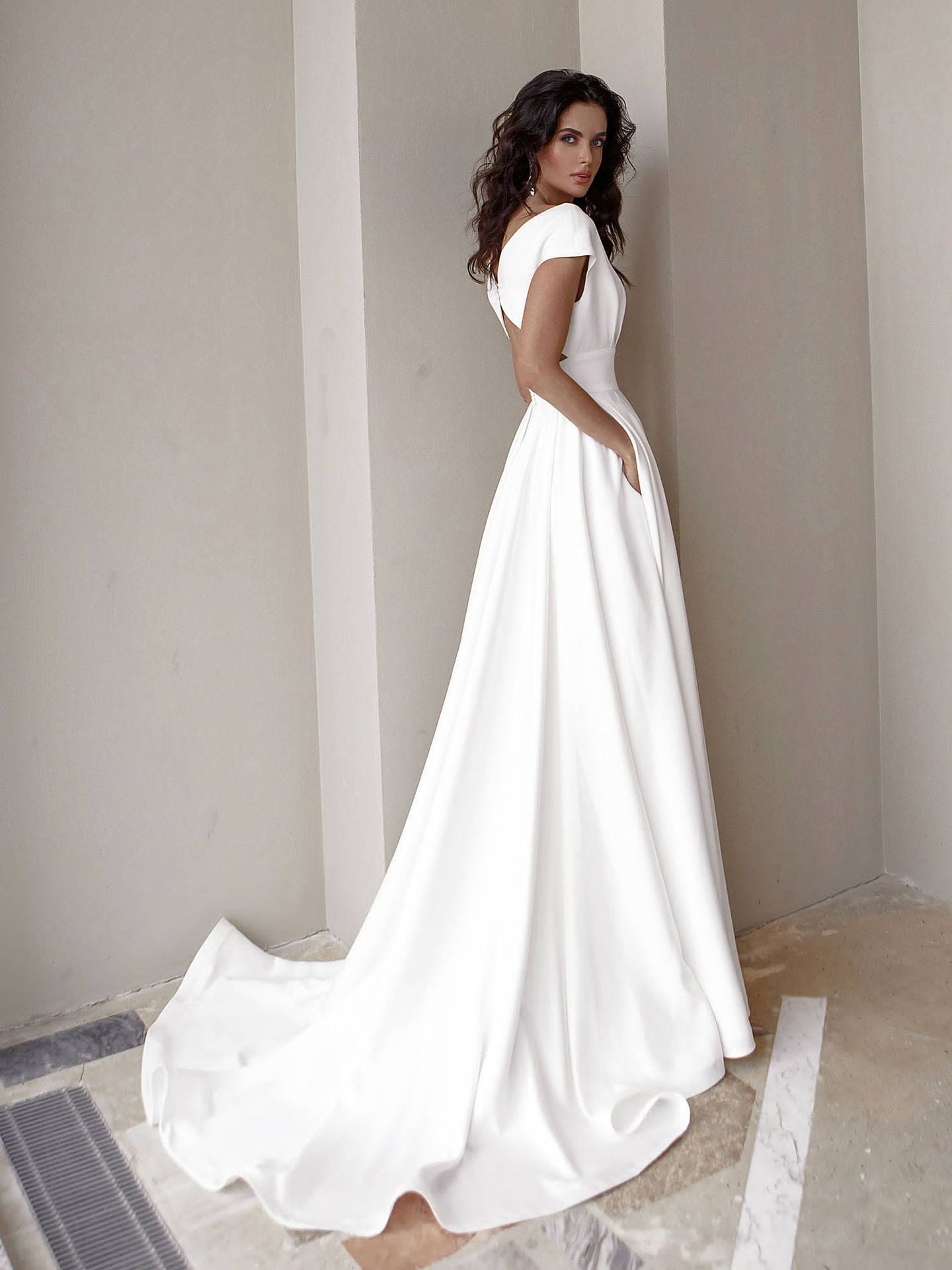 Temperament Ruffle Evening Dress
