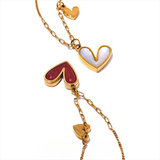 Enamel Natural Shell Linked Hearts Pendant Necklace