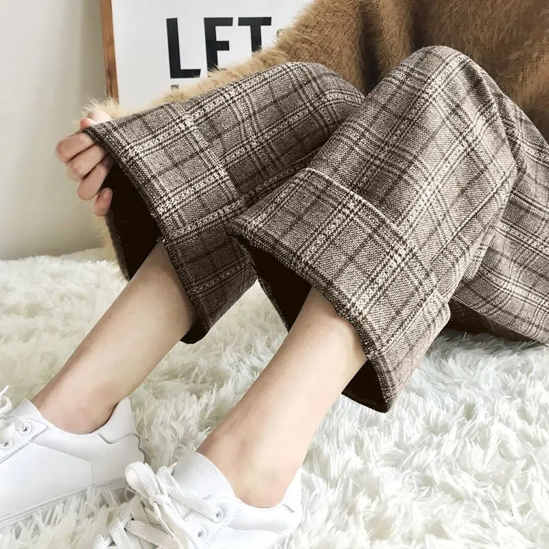 Jamie Woolen Plaid Cropped Pants